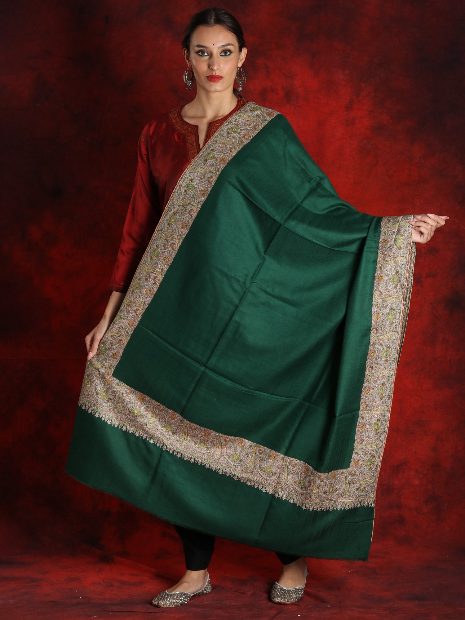 Pure Pashmina Dark Green Colored Sozni Shawl With Embroidered Border