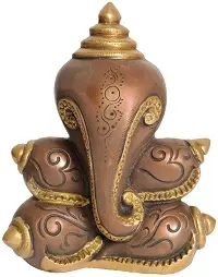 How to Position Ganesha Idols According to Vastu Principles?
