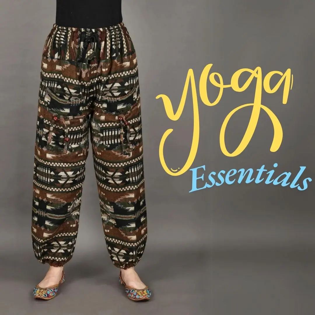 Yoga Essentials : Attire, Decor and Books on Yoga