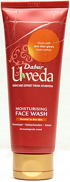 dabur uveda face wash
