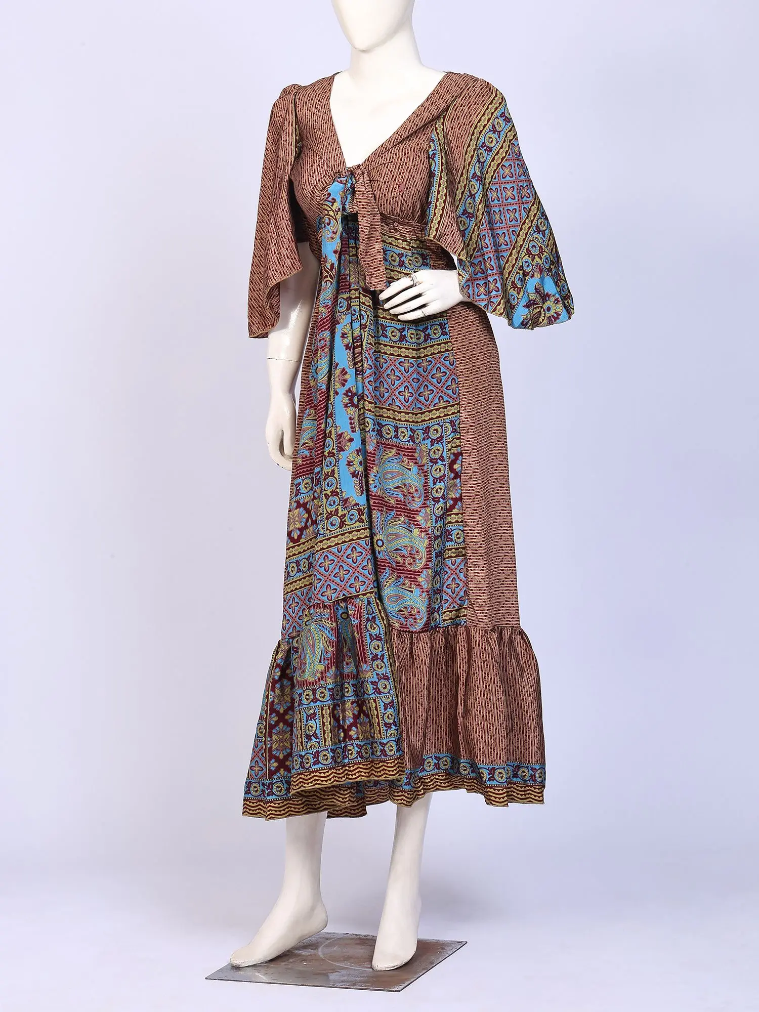 Vintage Printed Tie Dress with Flared Sleeves, alternate view
