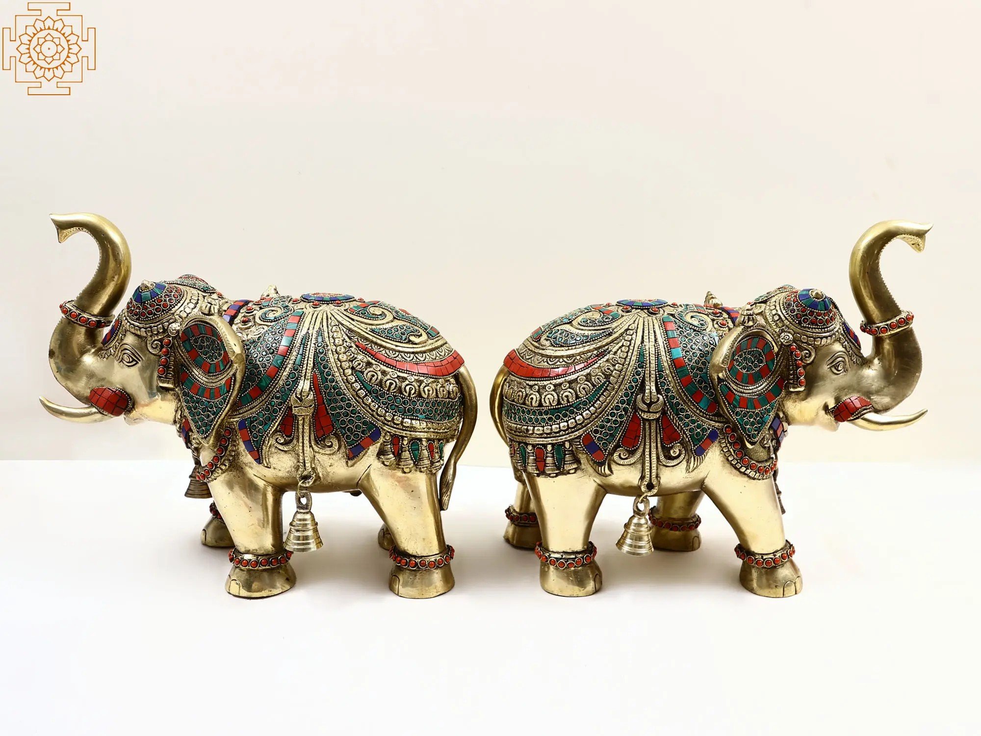 Details about   2 Brass Elephants Inlayed on a Decorative Carved Wooden Box 