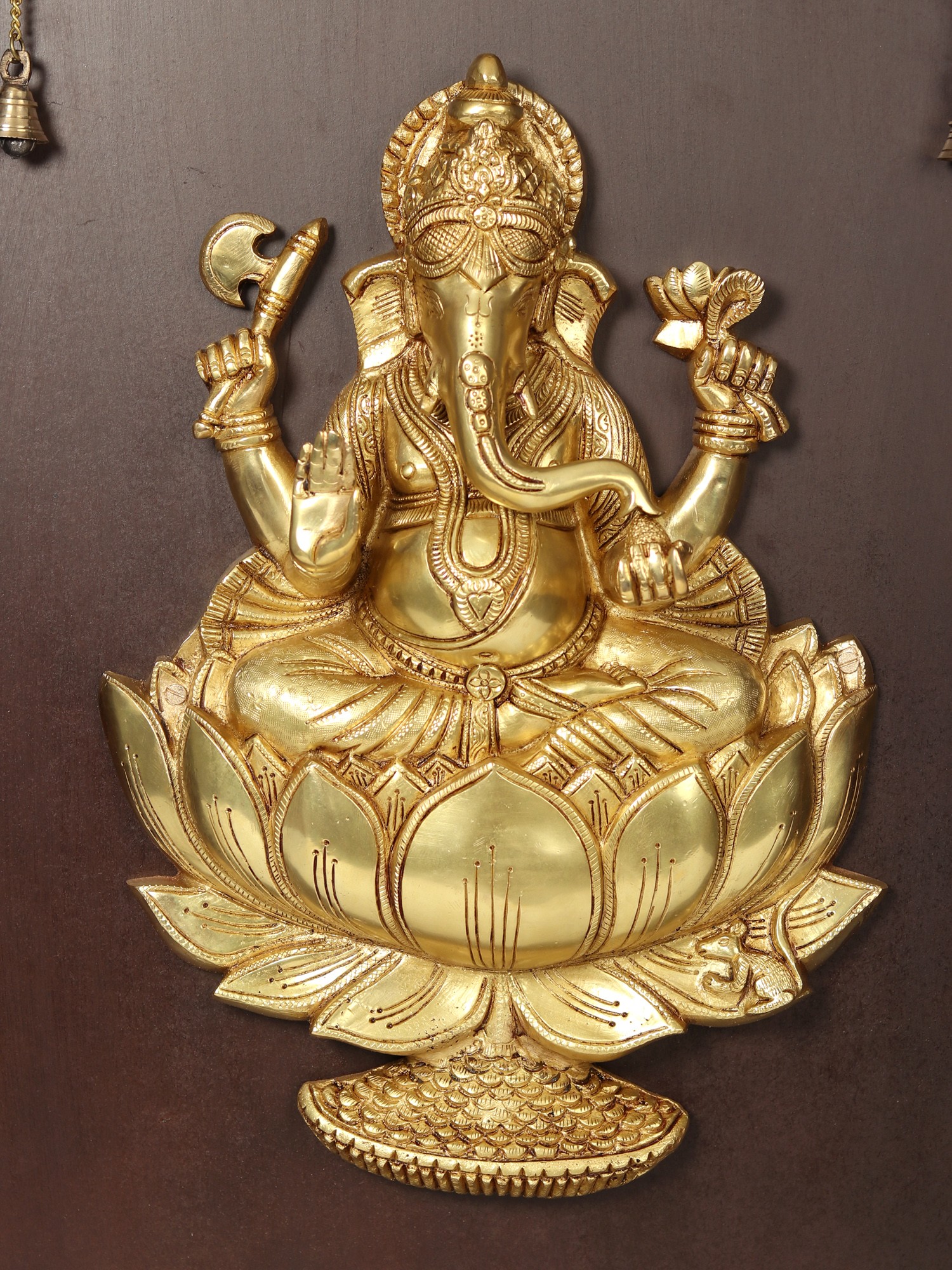 Sanding Vastu 4.5 ft Ganesha Statue with Toran Frame for Home and