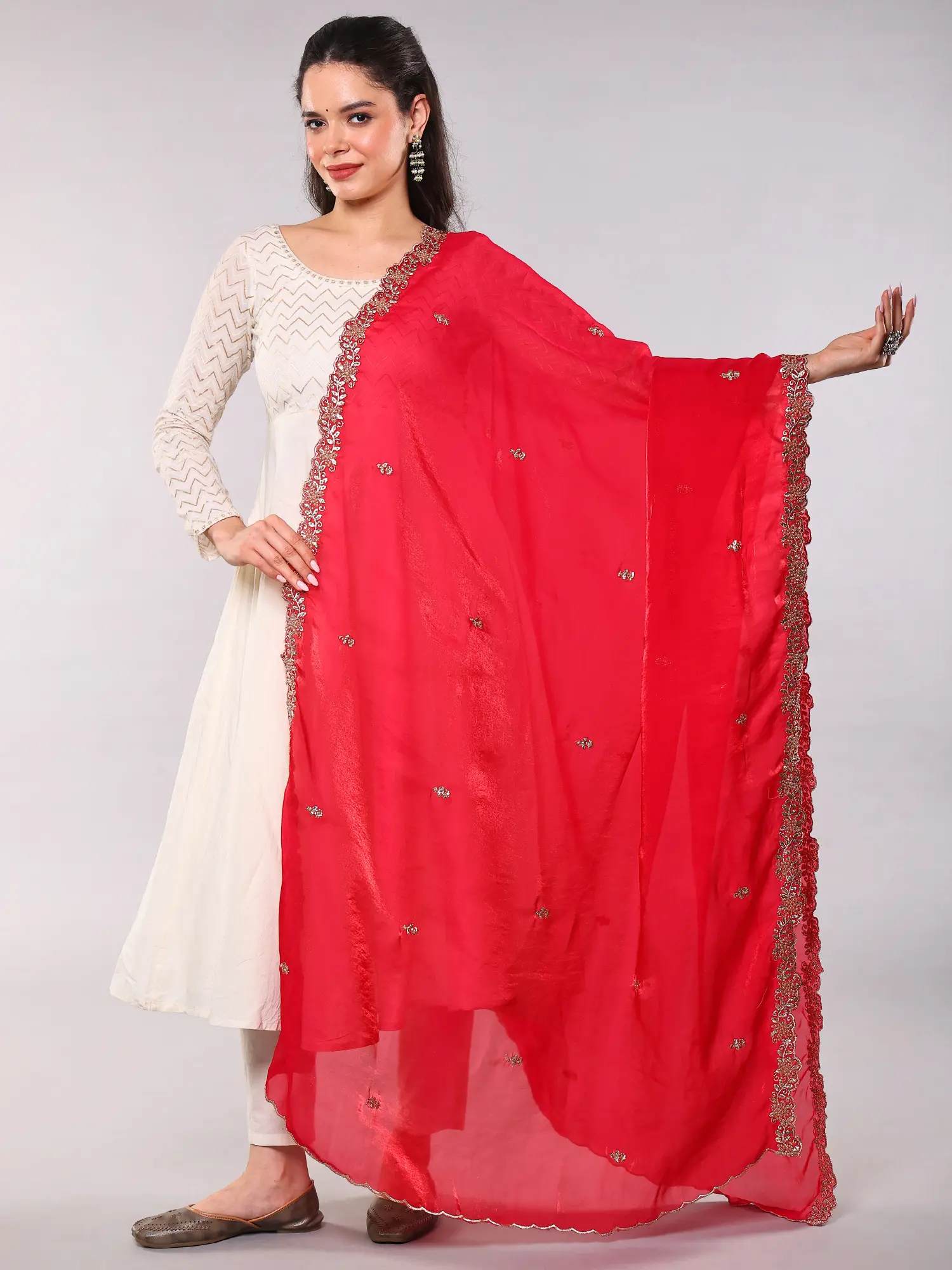 Floral Zari Embroidered Dupatta with Beads work and Scalloped Border