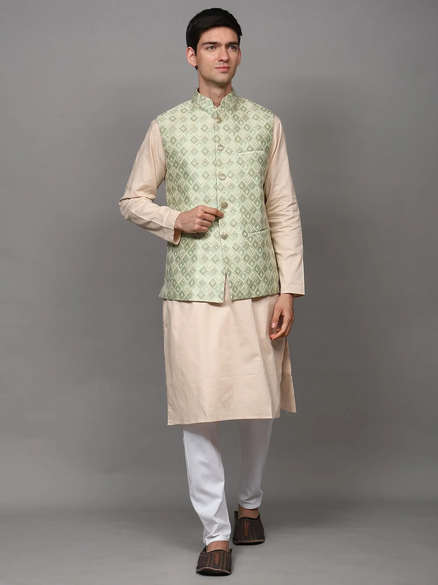 Thread Embroidered Waistcoat with Front Pockets