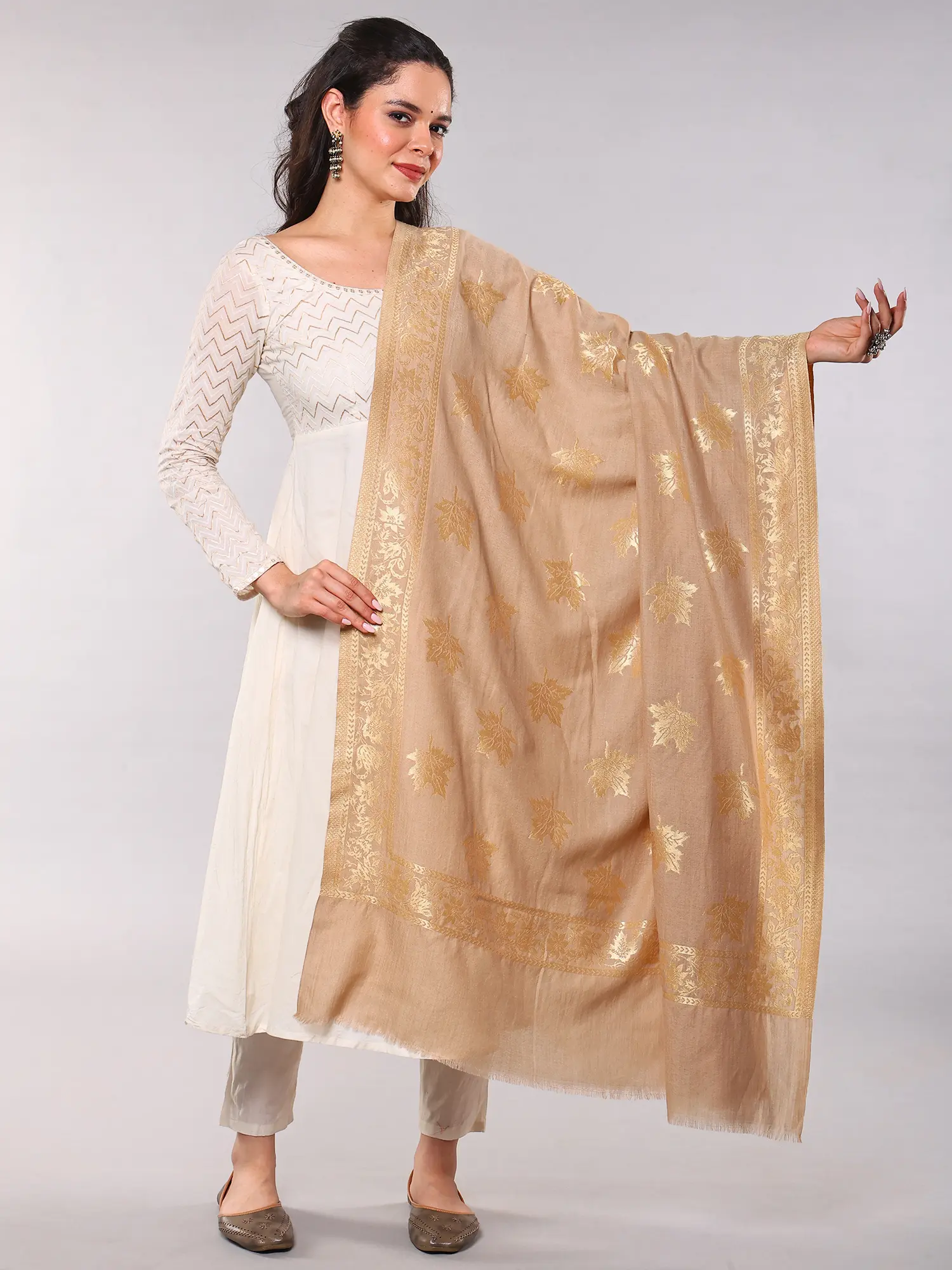 Lightweight Wool Shawl with Zari woven Maple Leaf from Punjab