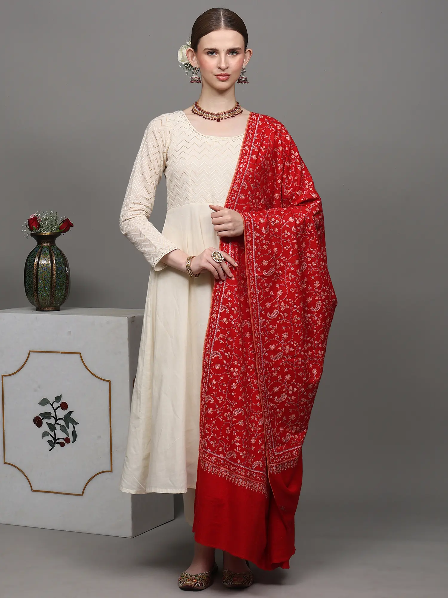 True-Red Pure Pashmina Shawl with Sozni Embroidered Paisley Jaal, alternate view