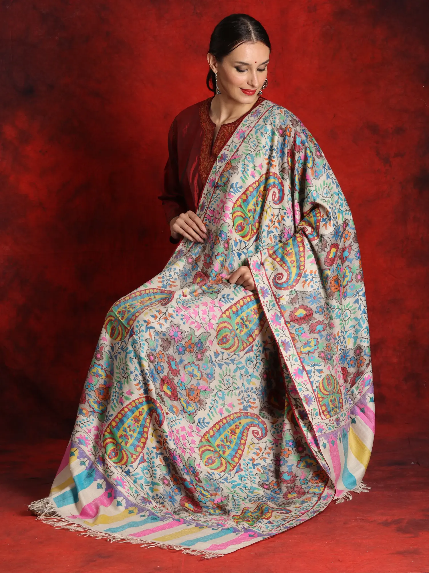 Large Wool Jamavar Shawl Hand-Cut Kani Green Beige Paisley Jamawar
