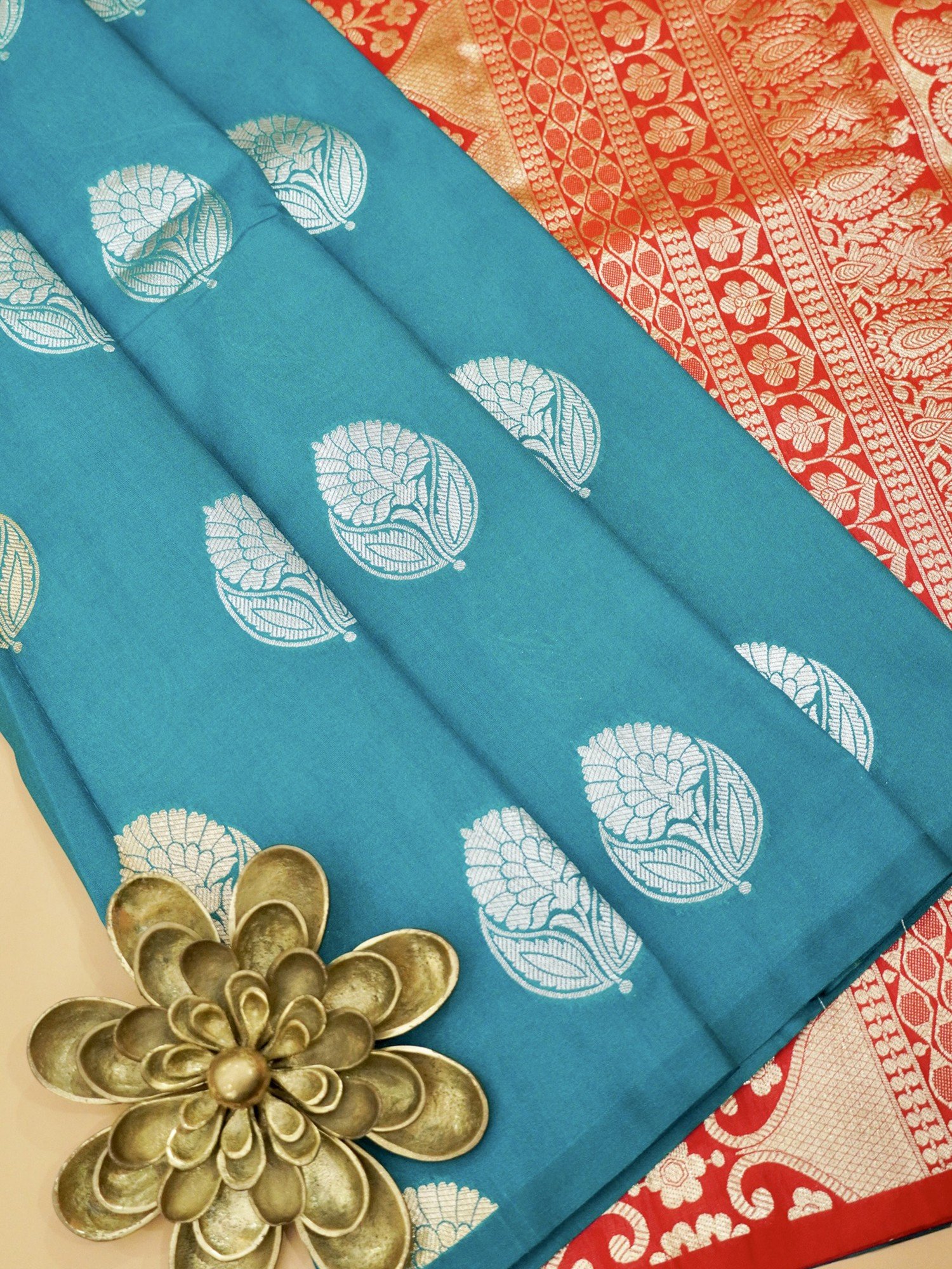 Madhuram - Borderless Kanjivaram Soft Silks | Kanjivaram Fest Prashanti | 7  Oct 2022 | Shop online @  https://www.prashantisarees.com/collections/madhuram-kanjivaram-soft-silks- borderless Flat 10% OFF on all Kanjivaram sarees till 9th Oct... | By ...