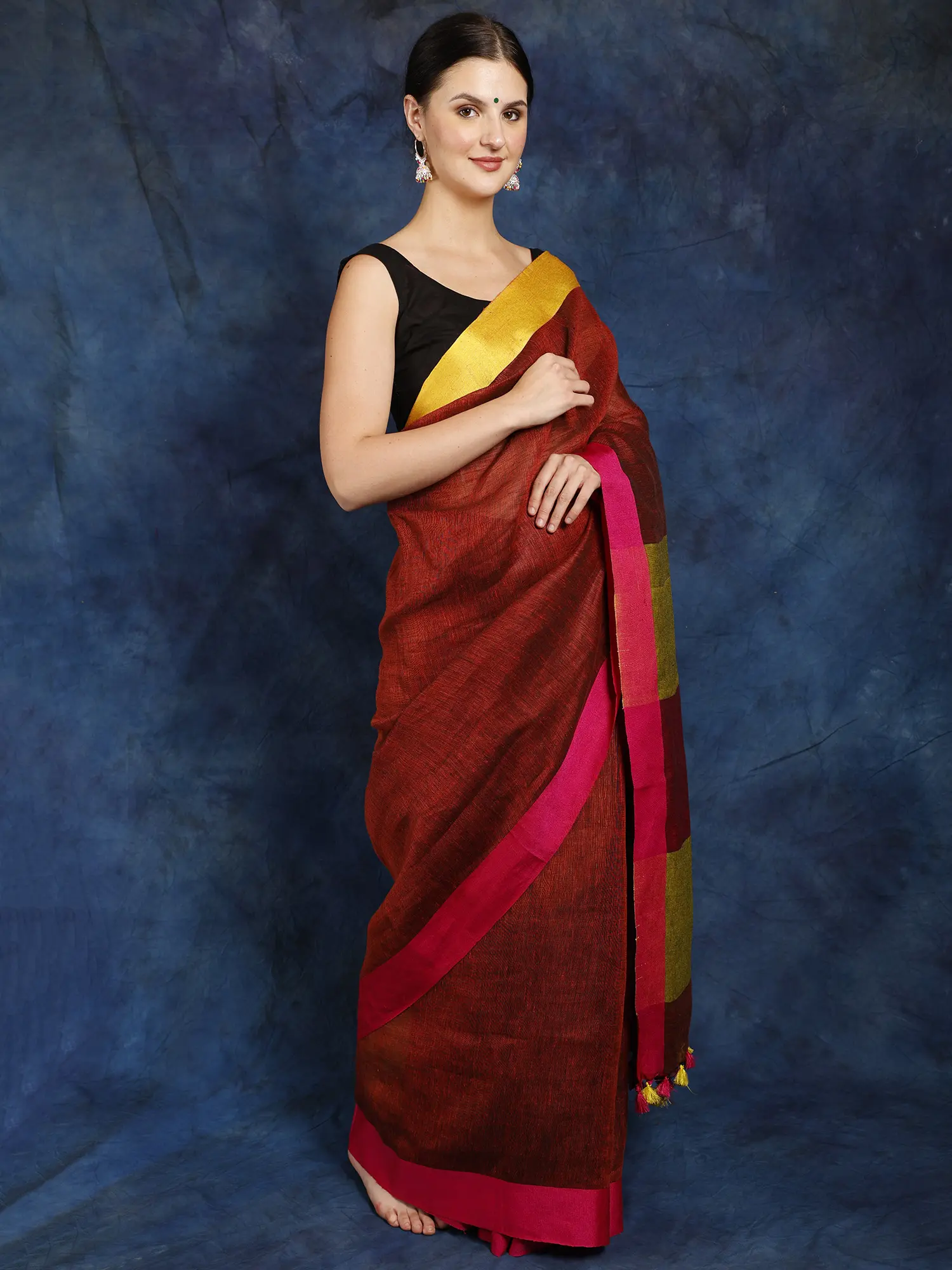 Plain Saree from Jharkhand with Box Pallu and Latkan, alternate view