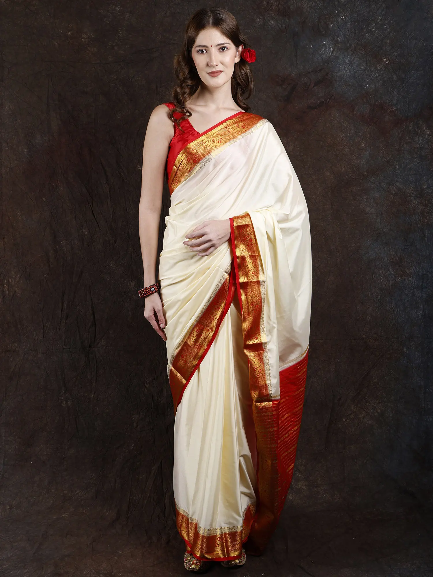 Lemon-Icing Plain Saree from Bangalore with Zari Woven Paisley Border