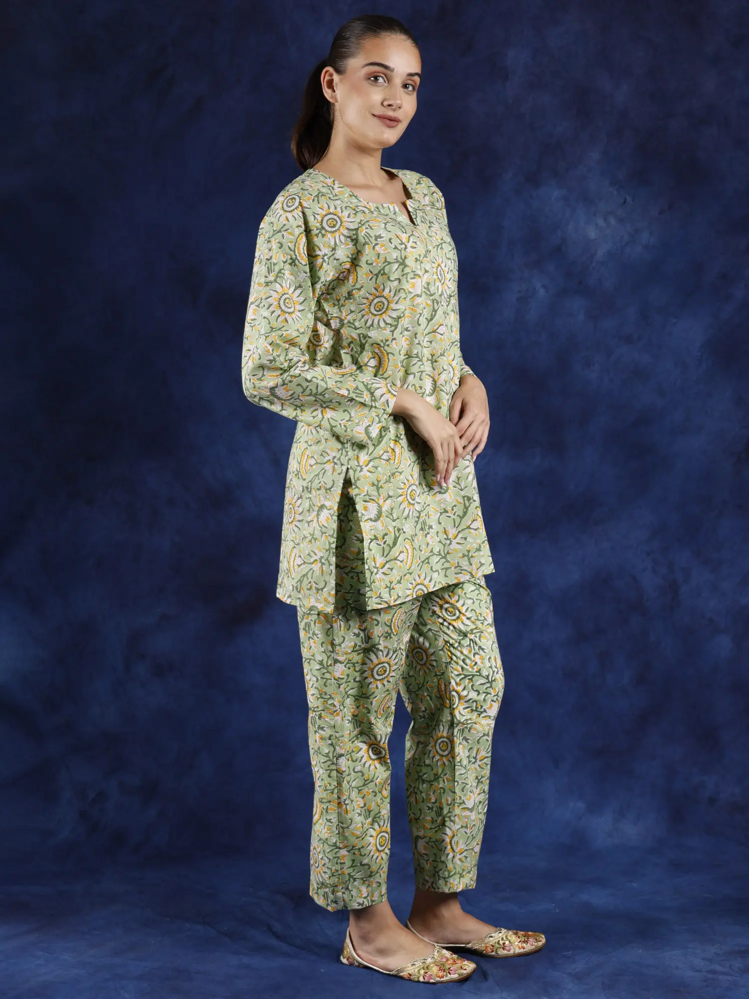 Pestel-Green Pure Cotton Co Ord Set with Block Printed Flowers and Notched Neck, alternate view