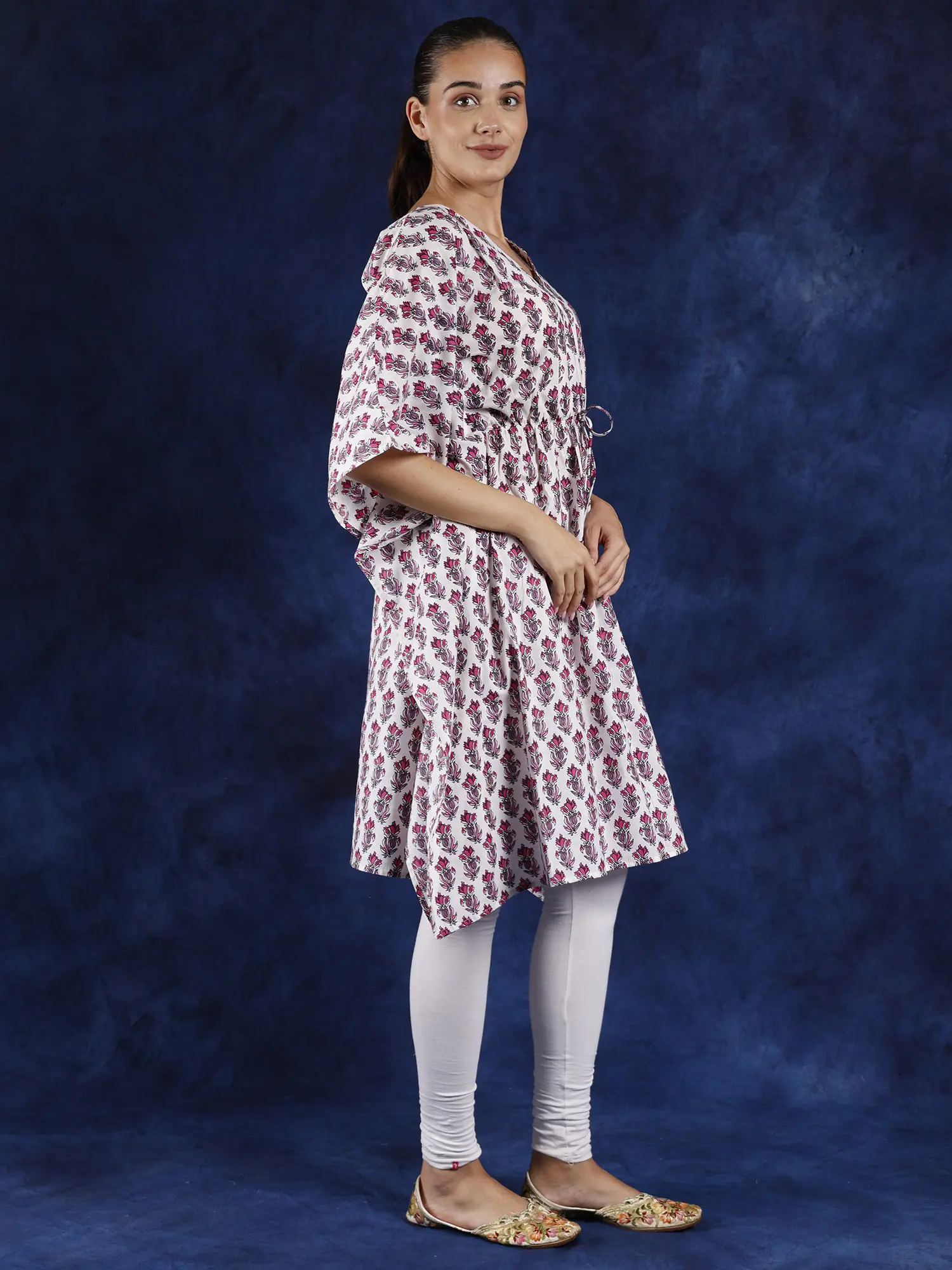 Snow-White Pure Cotton Kaftan with Printed Floral Butta, alternate view