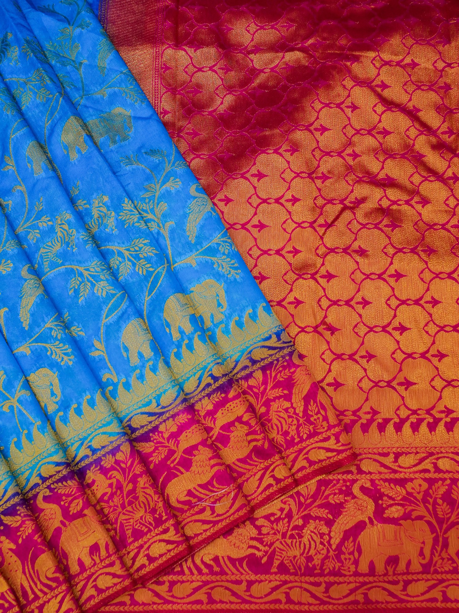Banarasi Dupion Silk Saree With Depiction Of Jungle Through Animals And