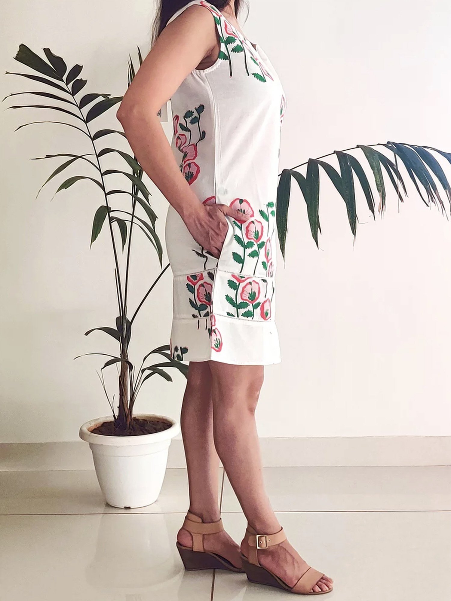 White Wild Floral A Line Sleeveless Dress Exotic India Art   Tac950 A02 