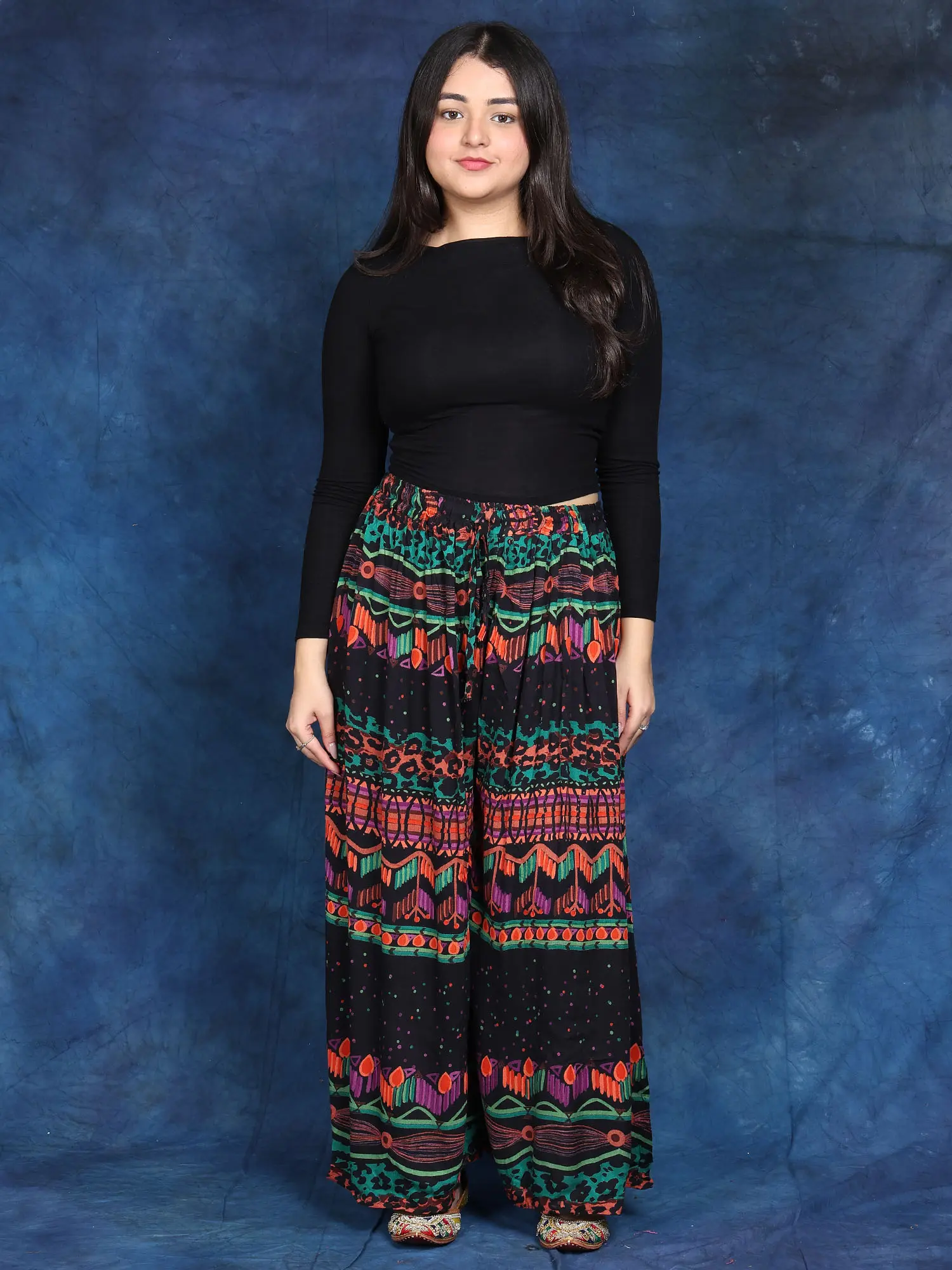 Black Wide Casual Trousers with Printed Leopard-Spots