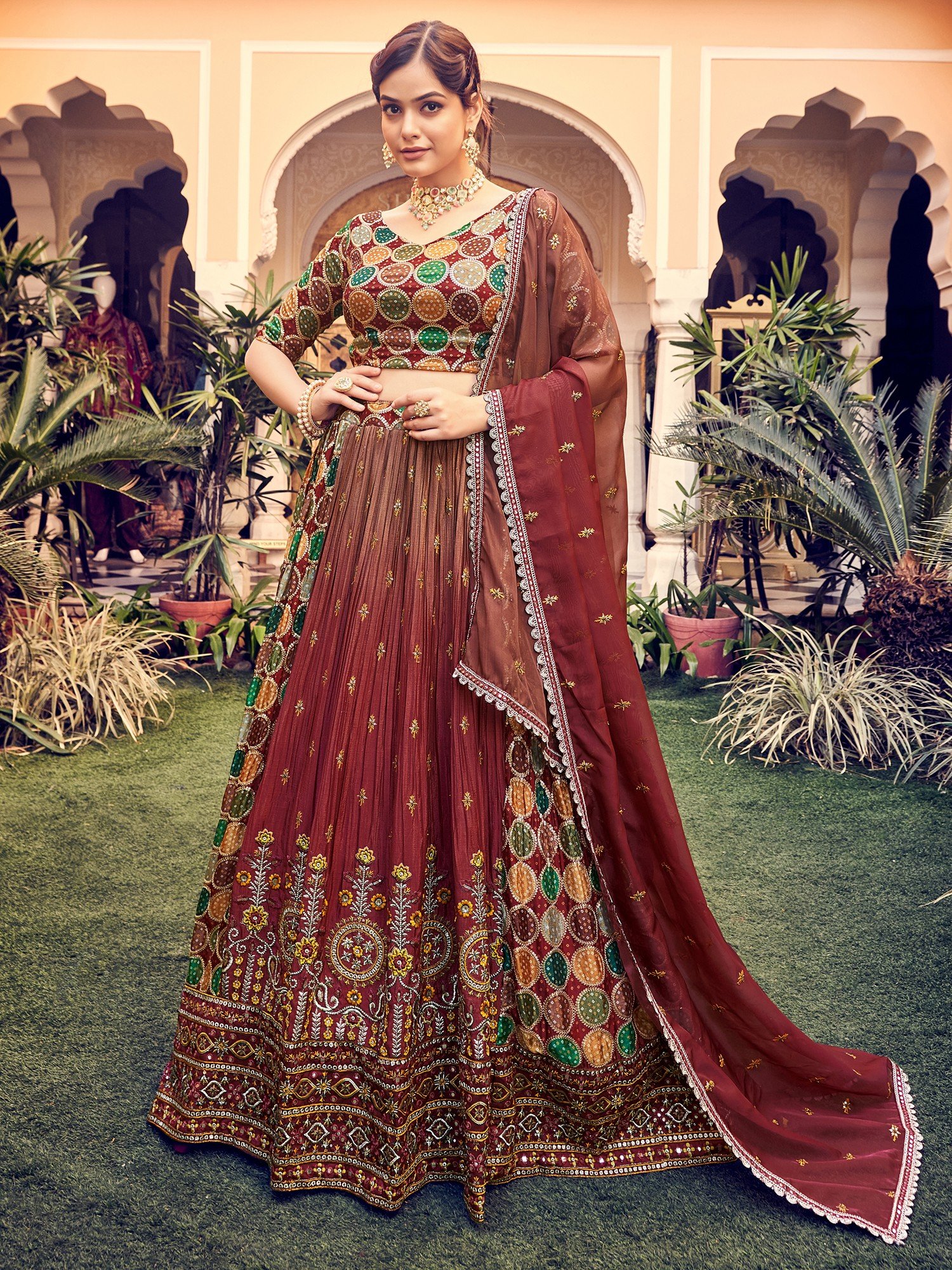 Maroon Color Wedding Lehenga with Gold Color Net Dupatta | Latest bridal  lehenga, Indian wedding dress, Indian dresses