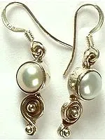 Pearl Earrings with Spiral