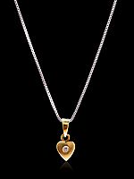 Finely Crafted Valentine Pendant with Diamond