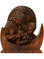 Shiva Parvati on Crescent