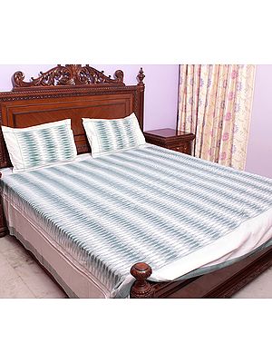 Chic-White and Green Bedspread with Ikat Weave Hand-Woven in Pochampally