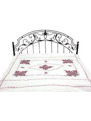Chic-White Bedspread from Kashmir with Ari-Embroidered Flowers