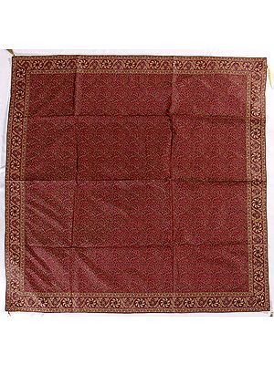 Deco Rose Table Cover from Bnaras with Woven Flowers