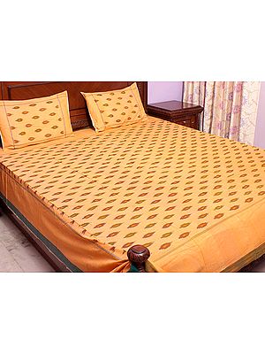 Pale-Orange Bedspread with Ikat Weave Hand-Woven in Pochampally