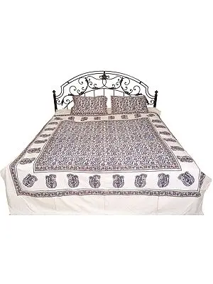 White and Blue Bedspread from Pilkhuwa with Floral Print