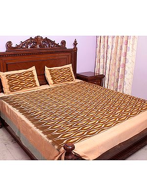 Kangaroo-Brown Bedspread with Ikat Weave Hand-Woven in Pochampally