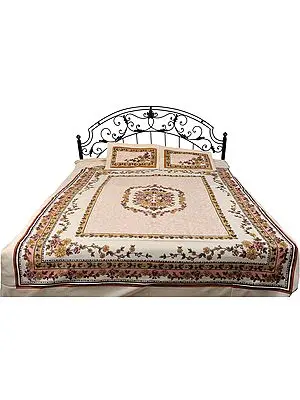 Apricot Illusion Bedspread from Pilkhuwa with Printed Bunch of Flowers