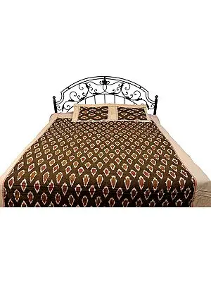 Peach and Cub Bedspread with Ikat Weave Hand-Woven in Pochampally