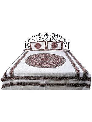 Bedspread with Printed Giant Mandala