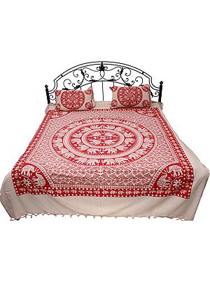 Bedsheet from Pilkhuwa with Printed Chakravhuh of Elephants