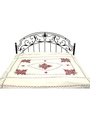 Winter-White Bedspread from Kashmir with Ari Embroidered Flowers