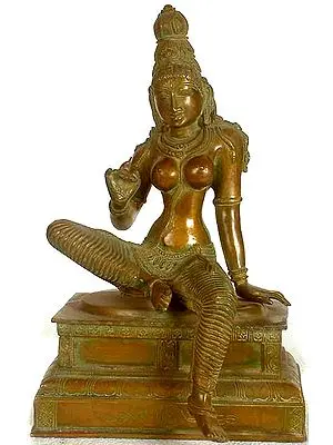 Seated Uma