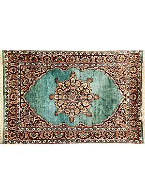 Bay-Green Kashmiri Carpet with Knotted Bunch of Flowers