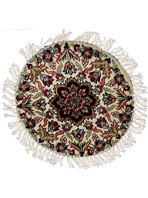 Ivory Circular Hand-Knotted Table Mat