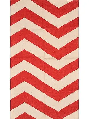 Off-White and Red Handloom Dhurrie from Sitapur with Zigzag-Weave