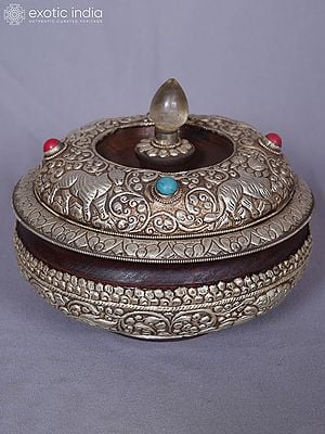 6" Decorative Engraved Box With Lid For Spices | Kitchen And Dining Utensils