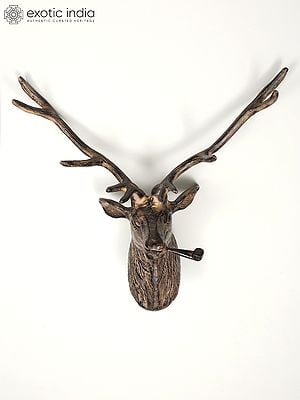 25" Modern Deer Statue with Sigar | Wall Hanging