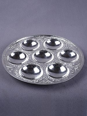 Silver Round Shaped Saptapala Pooja Thali For Auspicious Occasion