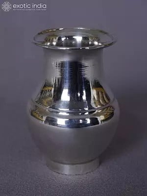 Plain Ritual Pure Silver Pooja Kalash For Auspicious Occasion