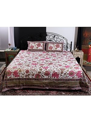 Cloud-Cream Mughal Bold Floral Vine Motif Gold Outline Print Queen Size Bedsheet With Two Pillow Cover
