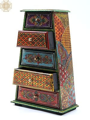 Pyramid Design Wooden Chest of Drawers