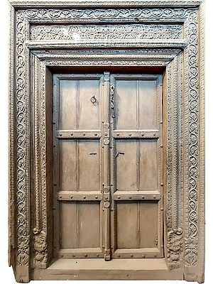 97" Large Carving In Wood Plain Door And Flower Design Border