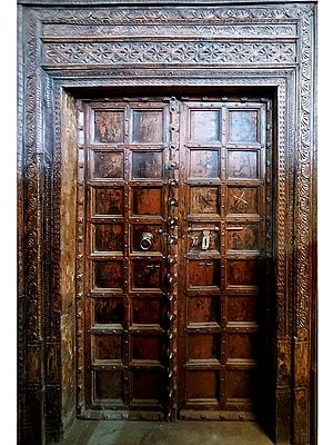 101" Large Indian Village rajasthani Traditional Square Shape In Wood Door With Border Side Design