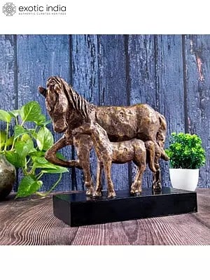 9" Mother Horse And Foal Showpiece For Shelf Decor