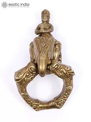 7" King on Elephant Brass Door Knocker