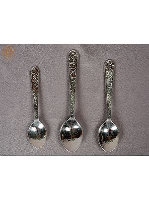 6" Set of Three Silver Spoons | Kitchen and Dining Utensils